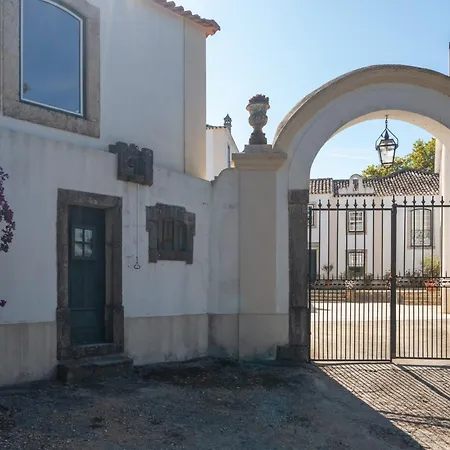 Lodge Cazal D'oliveira *